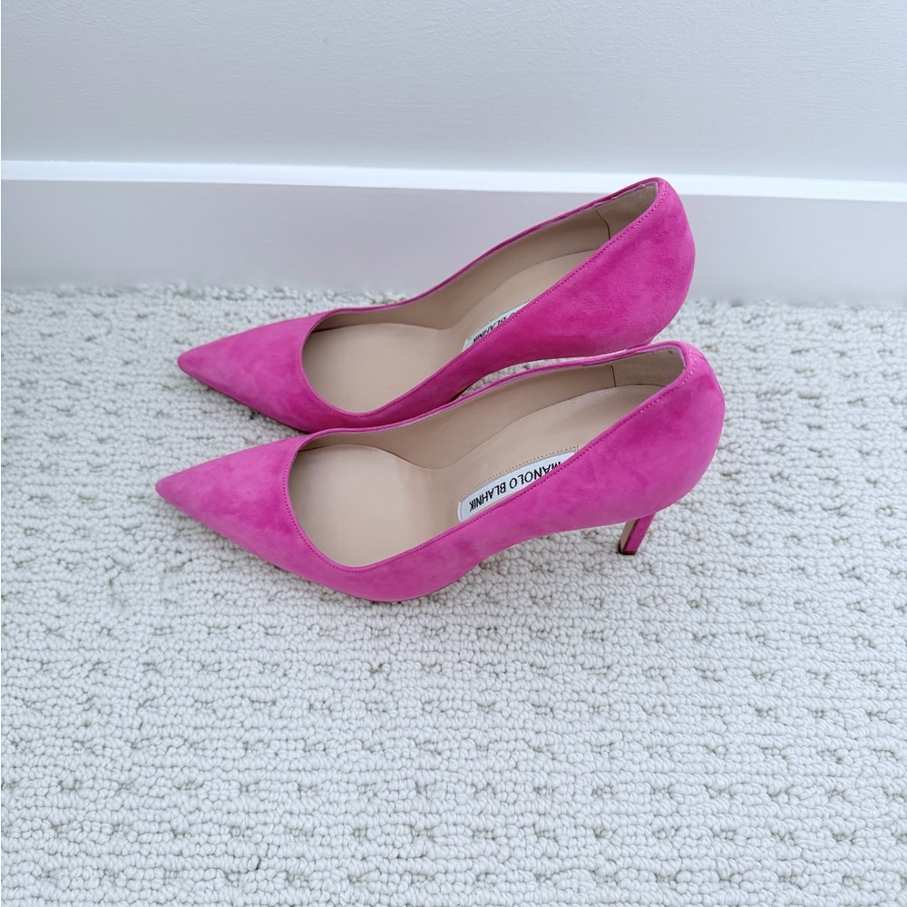 Manolo Blahnik BB Toe Pumps - Picture 2 of 3